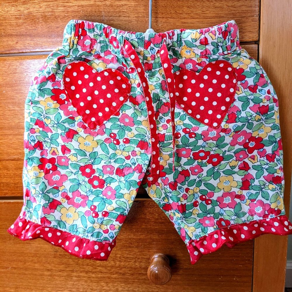 Baby Boden Floral Shorts/Crop Pant with Heart Pockets 6-12 months